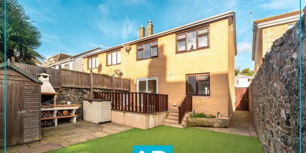 Facebook post logo with border 2025