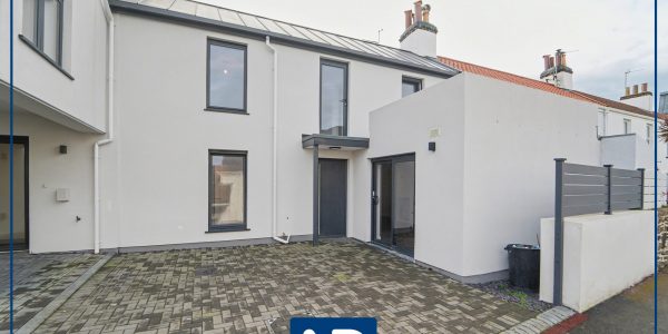 Facebook post logo with border 2026